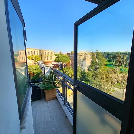 Colosseum Panorama Penthouse With Terrace By Hostand Rome